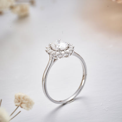 Moissanite Oval Halo Solitaire Engagement Ring for Women 1CT
