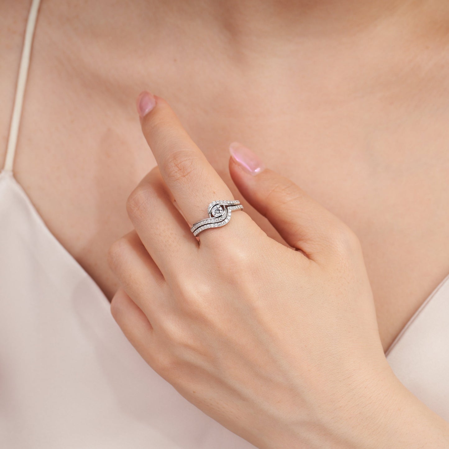 Moissanite Bypass Bezel Wedding Ring Set for Women