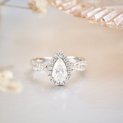 1CT Pear Shaped Moissanite Halo Engagement Ring with Infinity Band
