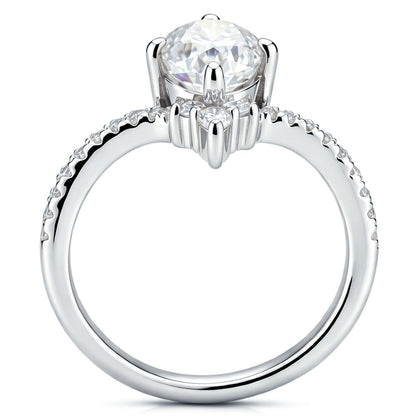 1CT Oval V-Shaped Moissanite Engagement Ring for Women