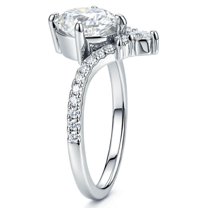 1CT Oval V-Shaped Moissanite Engagement Ring for Women