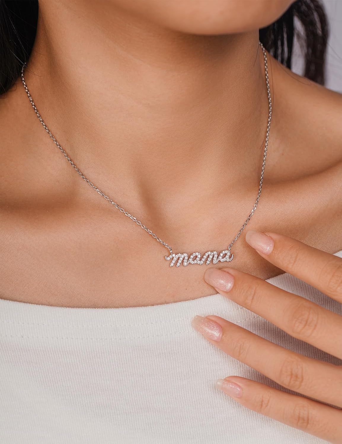 Moissanite Mama Necklace for Women ¨C Sparkling ¡°MAMA¡± Pendant Gift for Mom