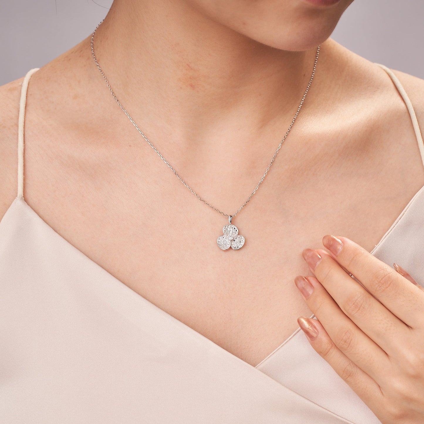 Moissanite Flower Pendant Necklace for Women
