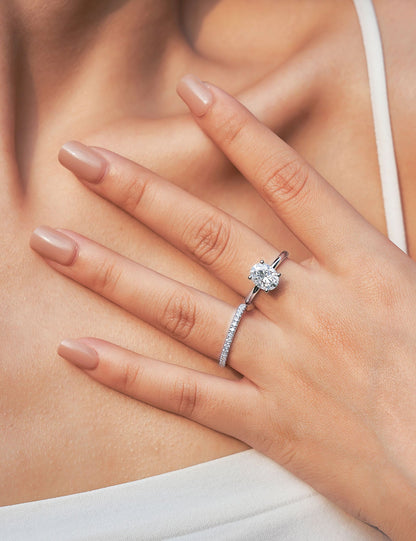 1.5CT/2CT Moissanite Solitaire Oval Engagement Rings for Women