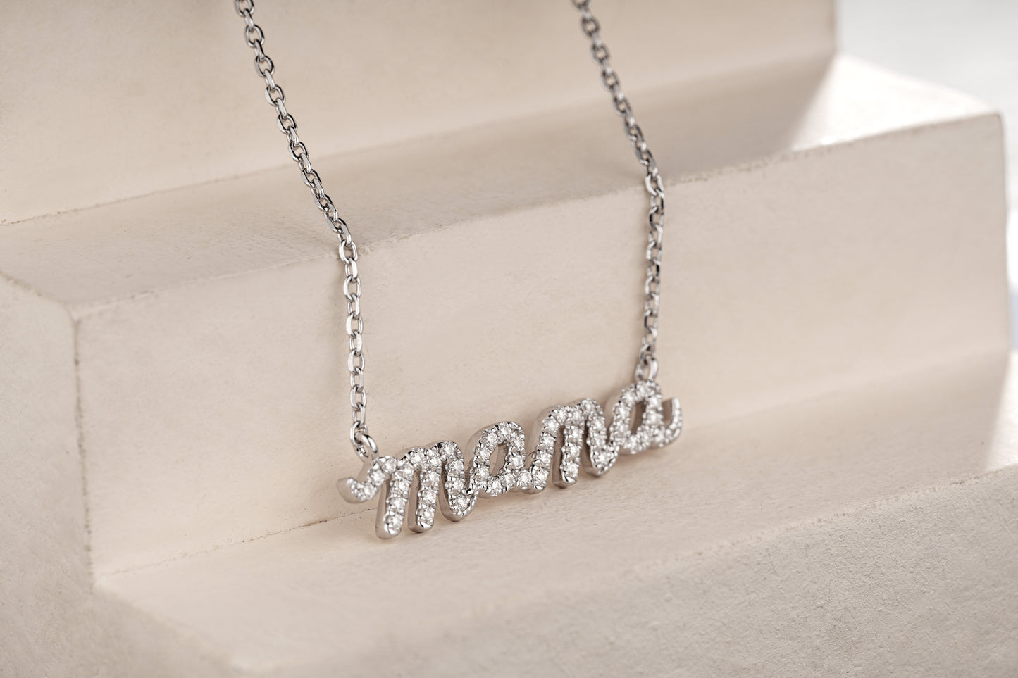 Moissanite Mama Necklace for Women ¨C Sparkling ¡°MAMA¡± Pendant Gift for Mom